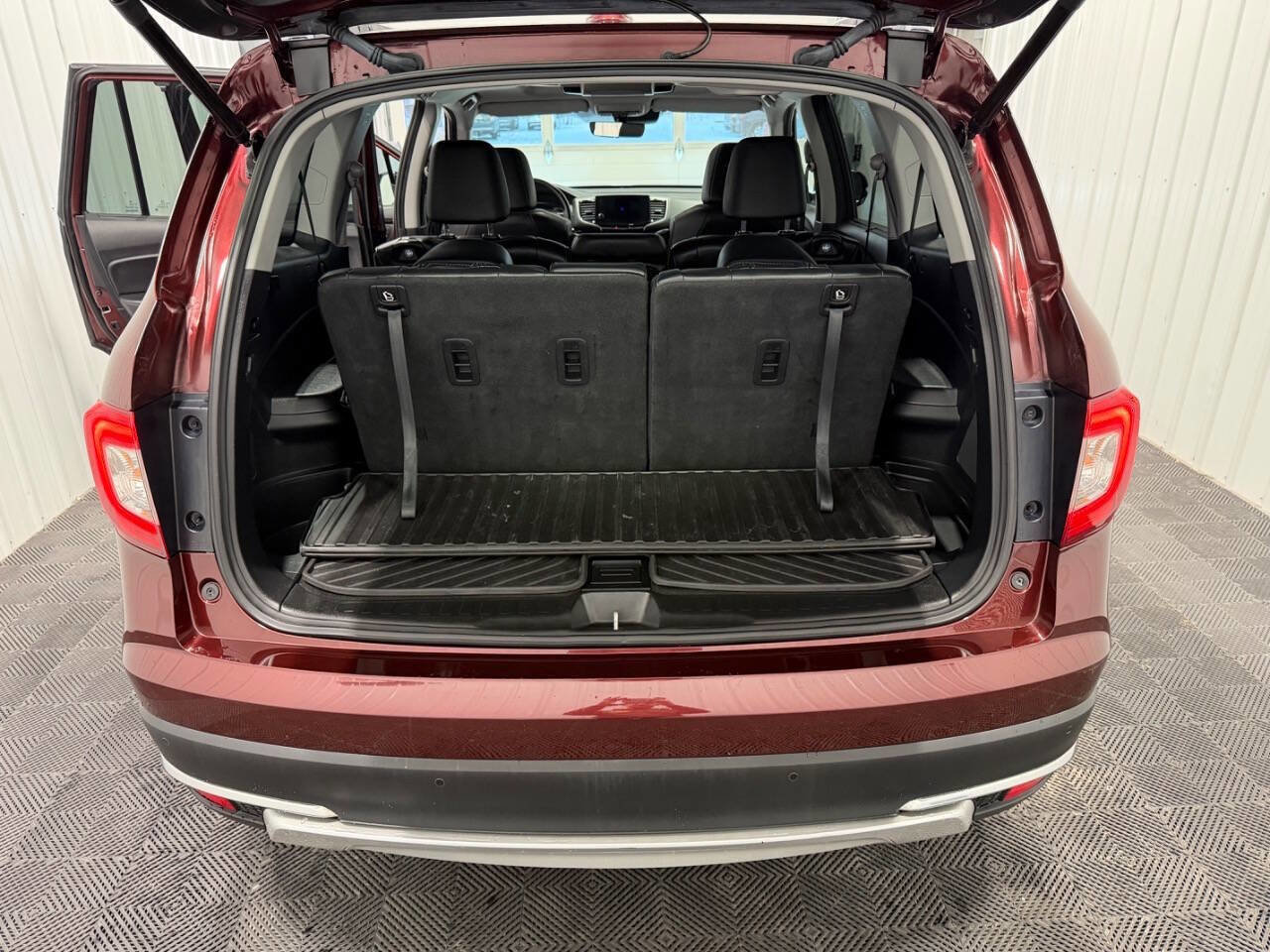 Used 2019 Honda Pilot Touring image 13