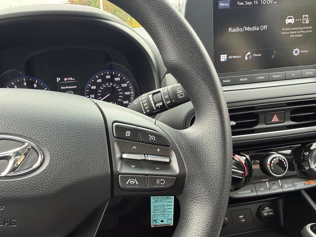 Certified 2023 Hyundai Kona SE AWD/4WD image 24