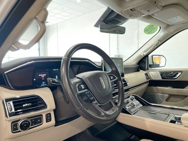 Used 2020 Lincoln Navigator L Reserve w/ Equipment Group 208A Reserve AWD/4WD image 8