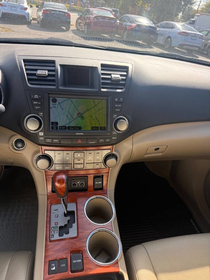 Used 2008 Toyota Highlander Limited image 16