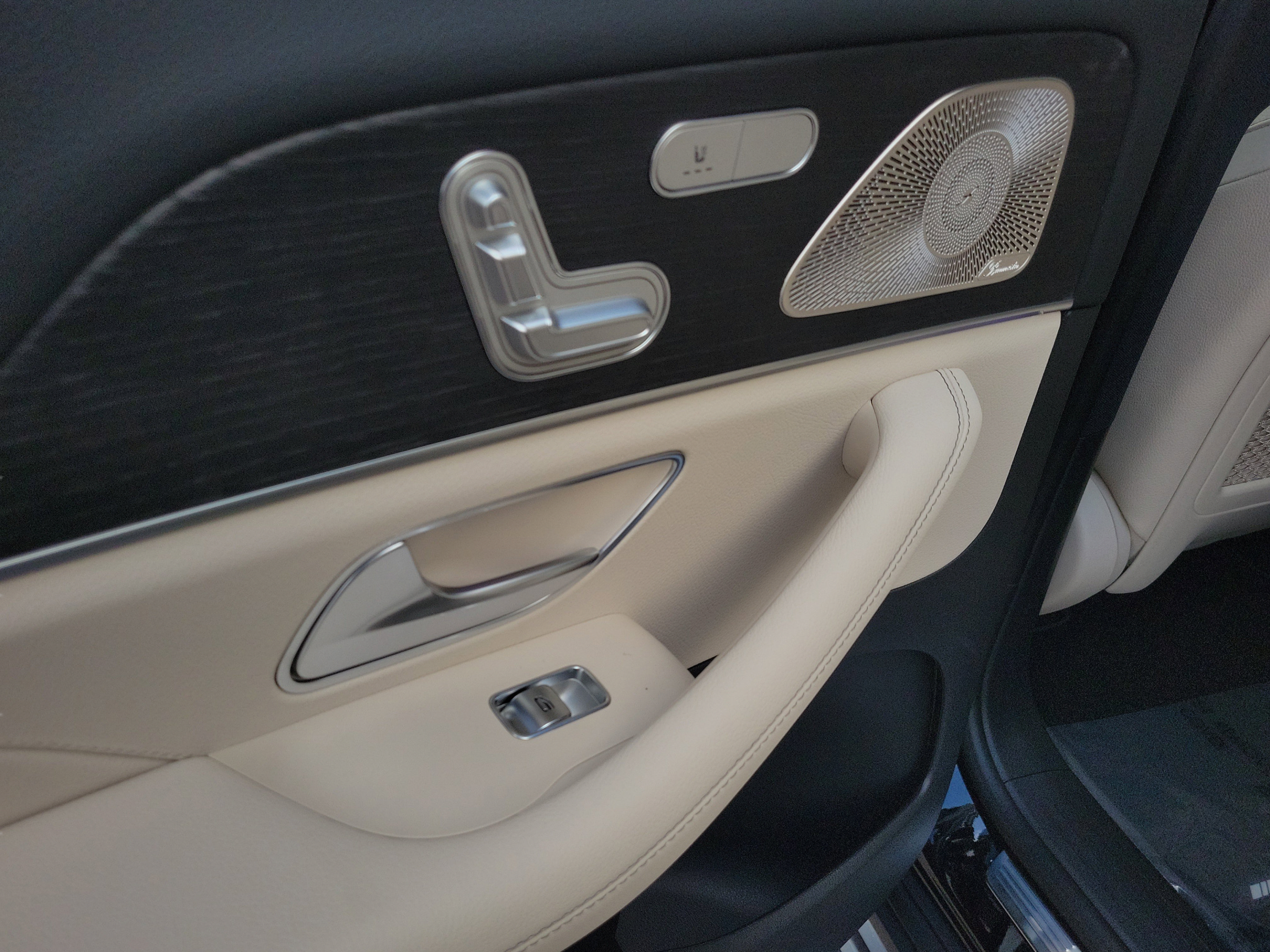 New 2026 Mercedes-Benz GLS 450 4MATIC image 8