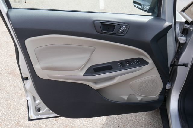 Used 2020 Ford EcoSport S image 11