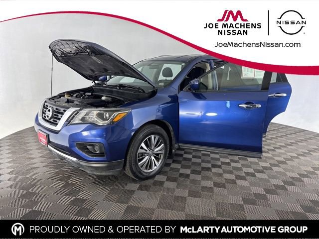 Used 2020 Nissan Pathfinder S image 10