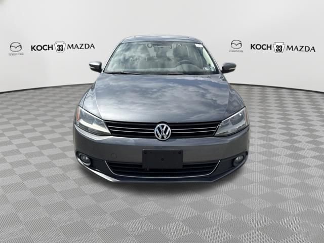Used 2014 Volkswagen Jetta SEL image 2