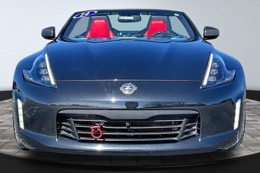 Used 2014 Nissan 370Z Touring image 3