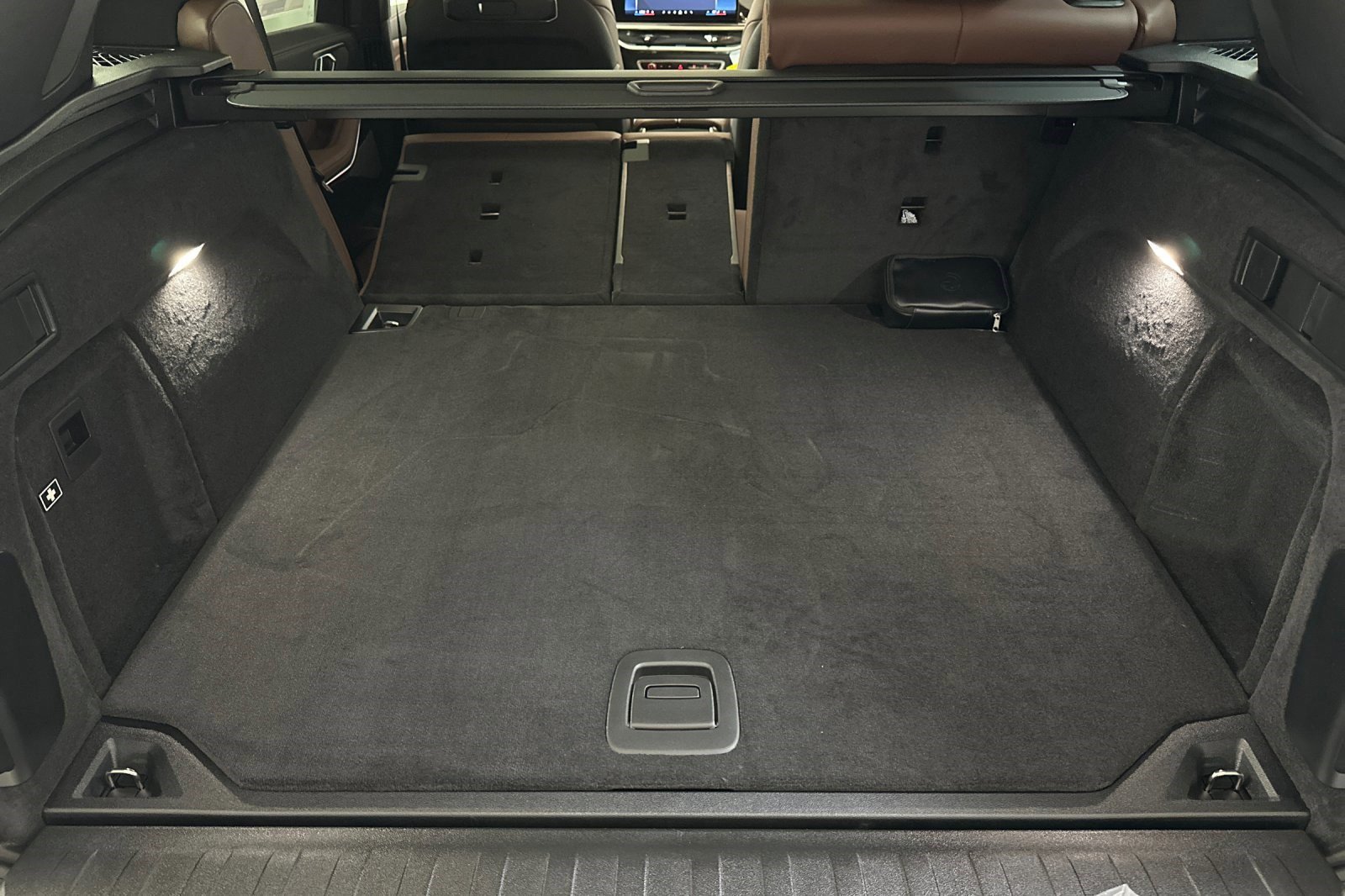 Used 2026 BMW X5 sDrive40i w/ Climate Comfort Package image 28