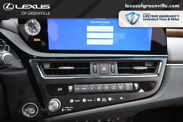 Used 2024 Lexus ES 300h w/ Accessory Package (Z1) FWD image 13