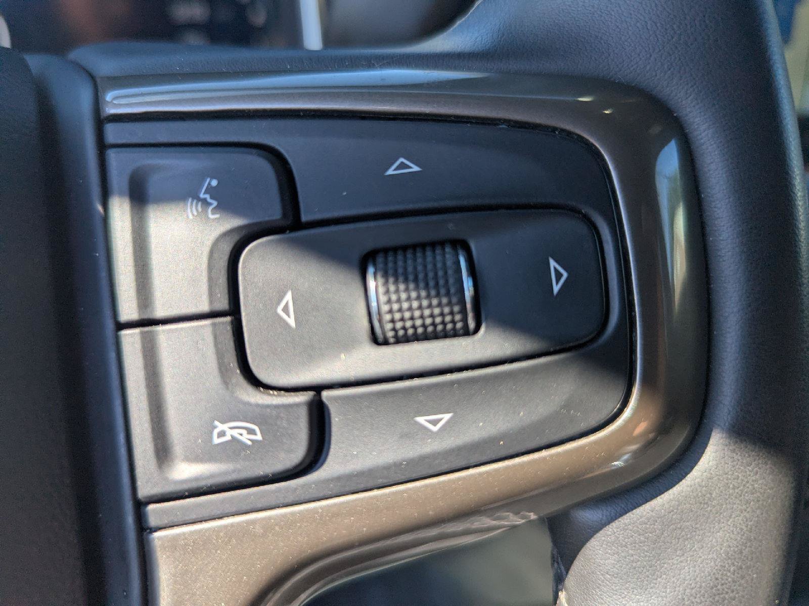 Used 2024 Chevrolet Silverado 2500 High Country w/ Technology Package AWD/4WD image 21