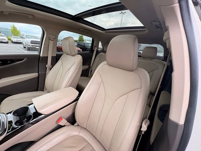 Used 2023 Lincoln Nautilus Reserve AWD/4WD image 13