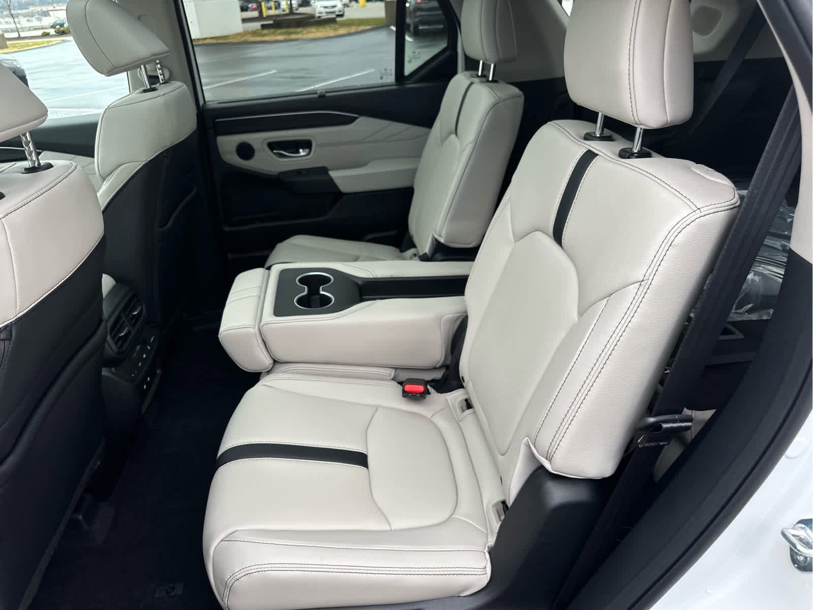 New 2026 Honda Pilot Touring image 49