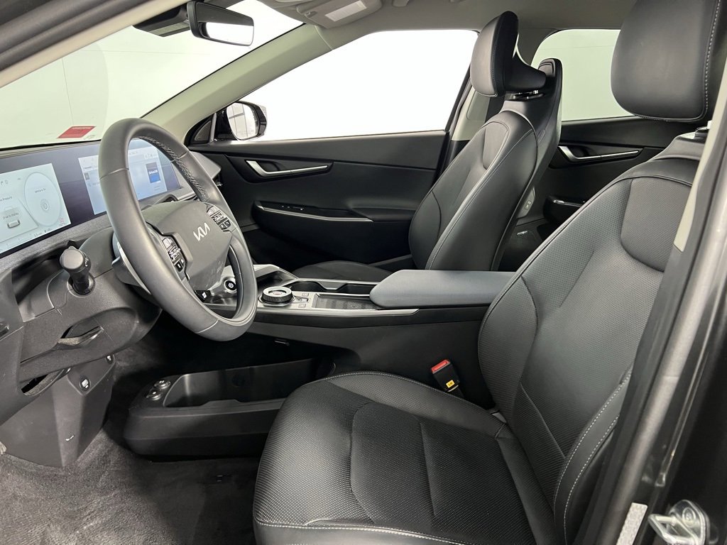 Used 2023 Kia EV6 Wind image 23