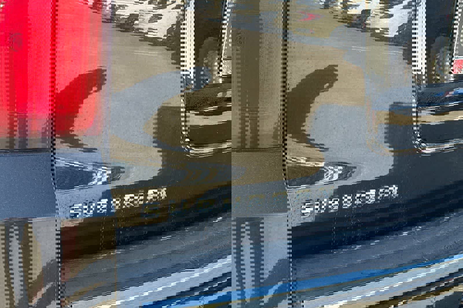 Used 2016 Chevrolet Suburban LTZ image 15