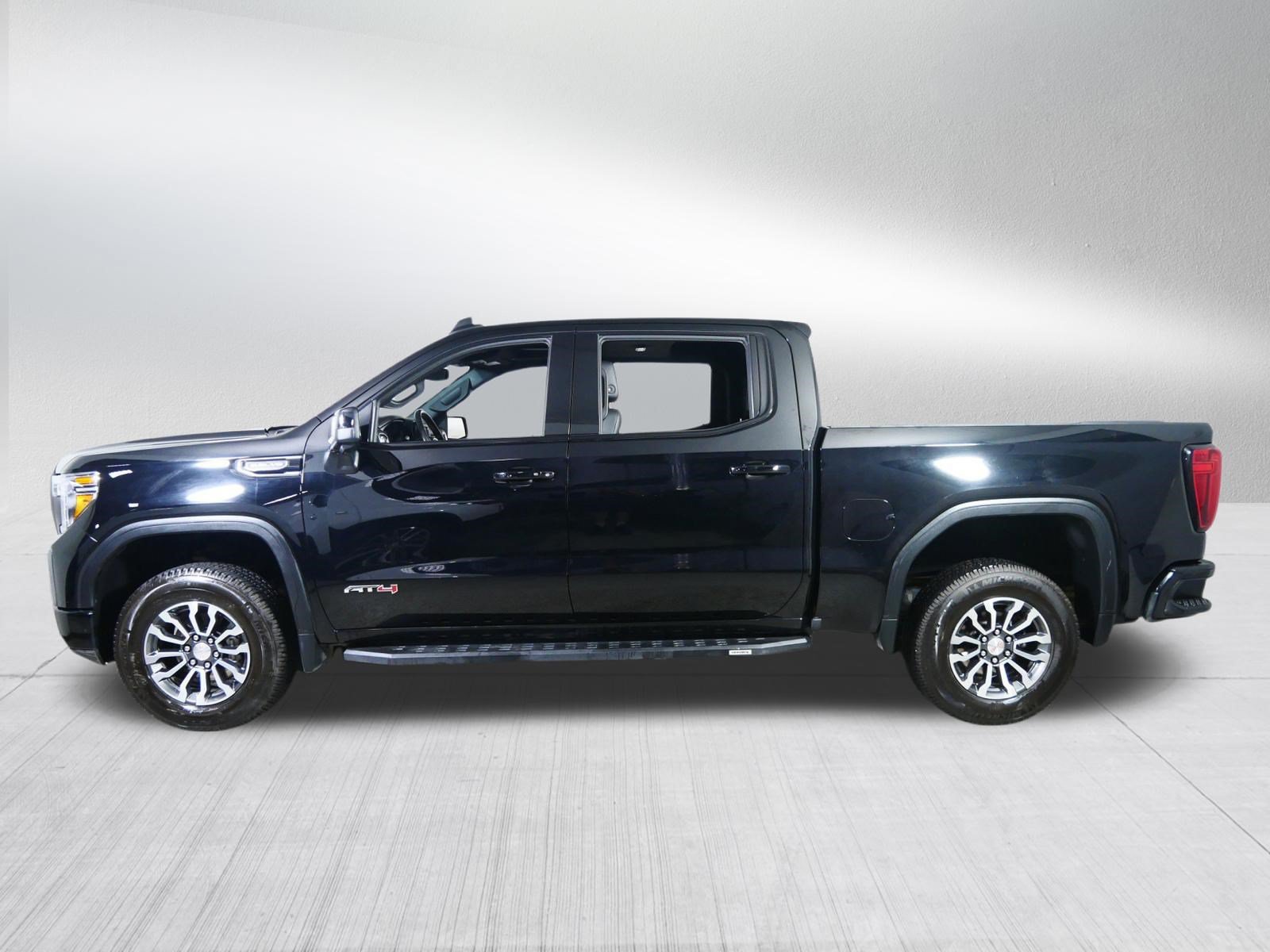Used 2021 GMC Sierra 1500 AT4 w/ AT4 Preferred Package AWD/4WD image 4