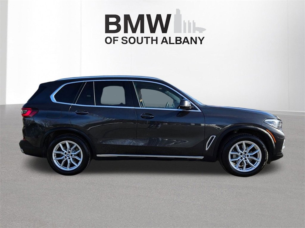 Used 2021 BMW X5 xDrive40i w/ Convenience Package image 3