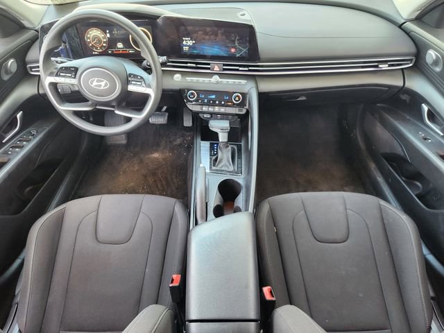 Used 2024 Hyundai Elantra SEL FWD image 20
