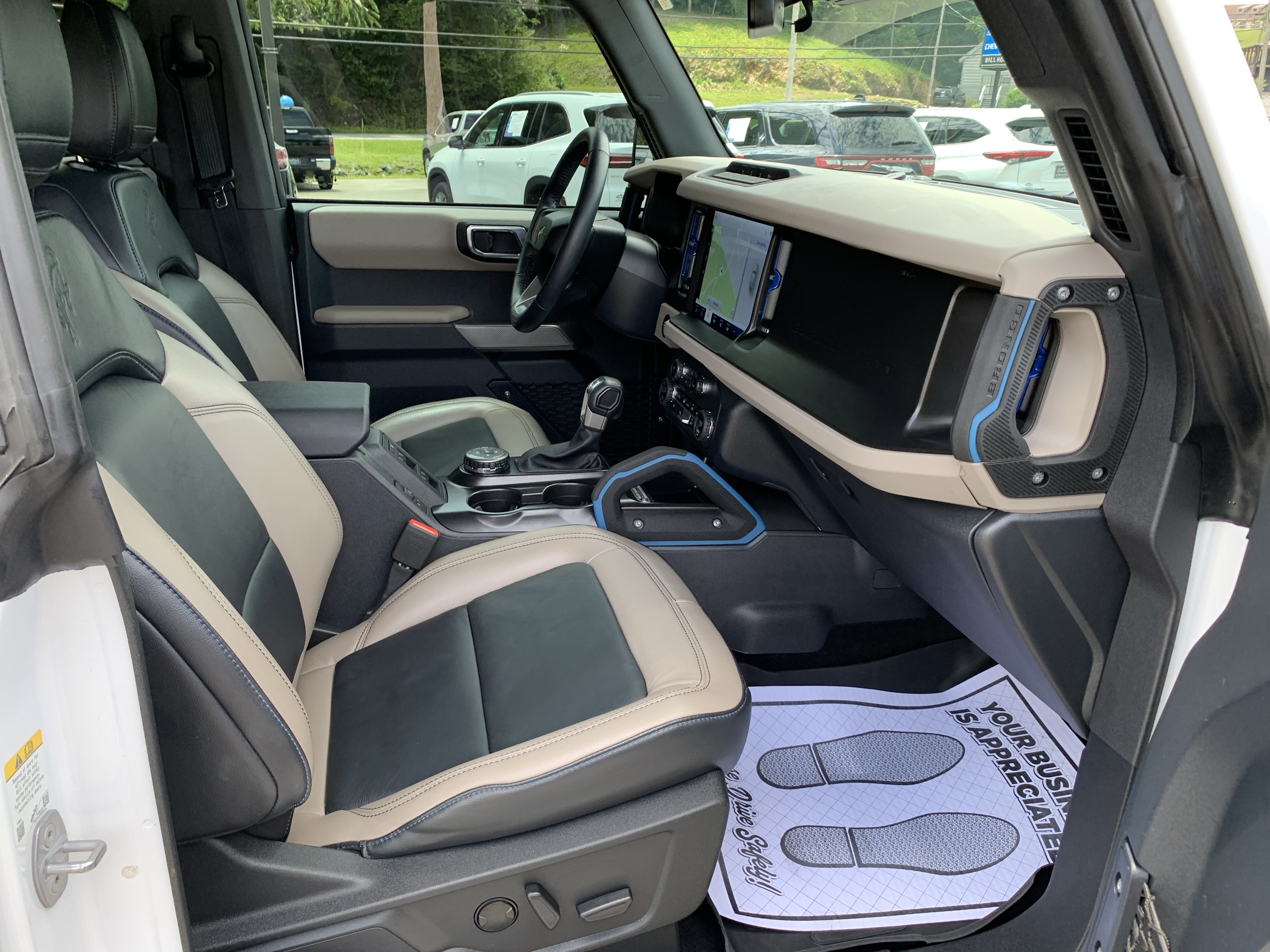 Used 2023 Ford Bronco Wildtrak AWD/4WD image 42