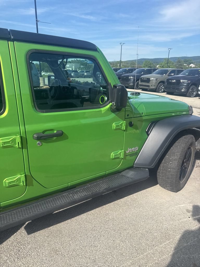 Used 2019 Jeep Wrangler Unlimited Sport S AWD/4WD image 16