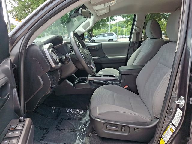 Used 2023 Toyota Tacoma SR5 w/ Technology Package AWD/4WD image 16