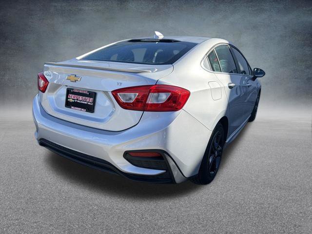 Used 2016 Chevrolet Cruze LT w/ Sun And Sound Package FWD image 7