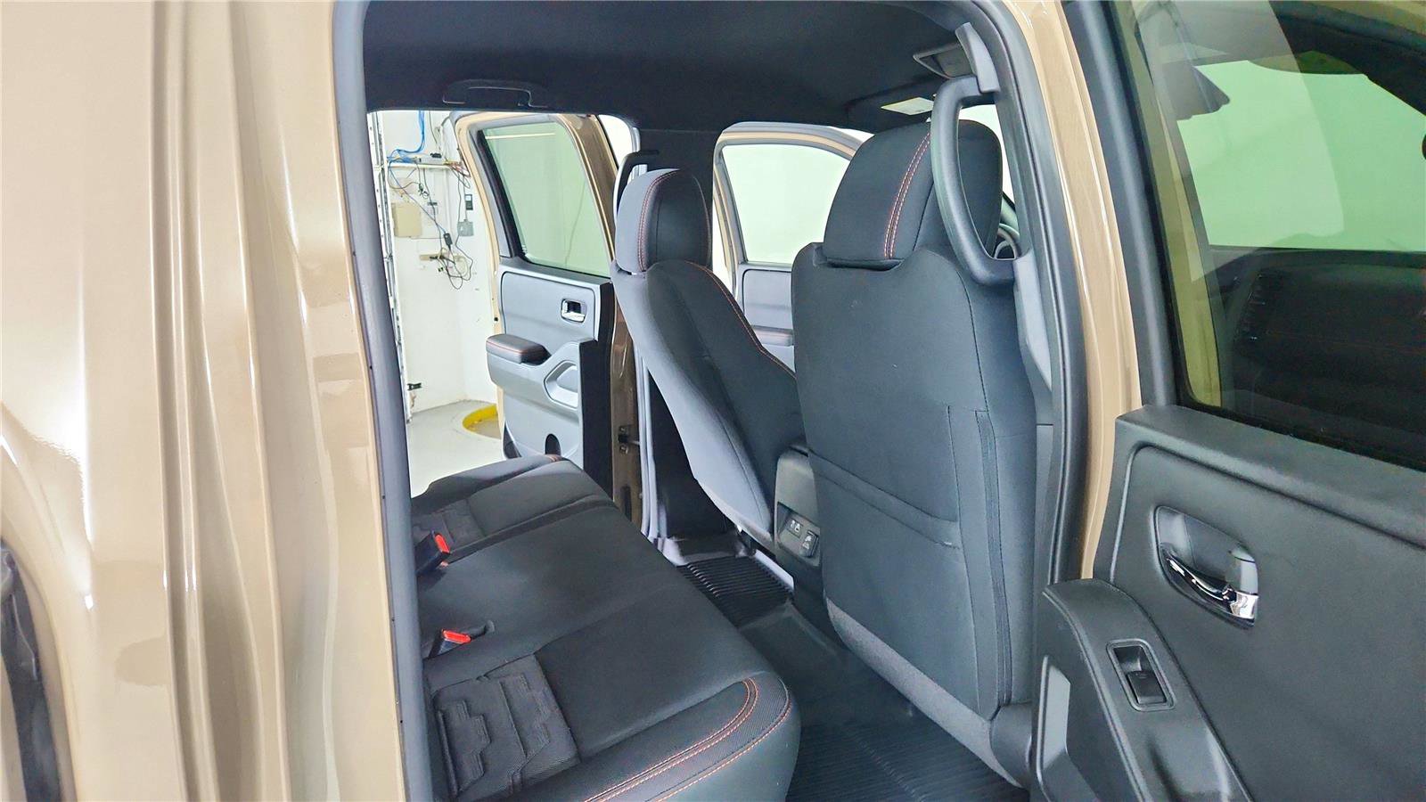 Used 2023 Nissan Frontier PRO-4X w/ Pro Convenience Package image 36