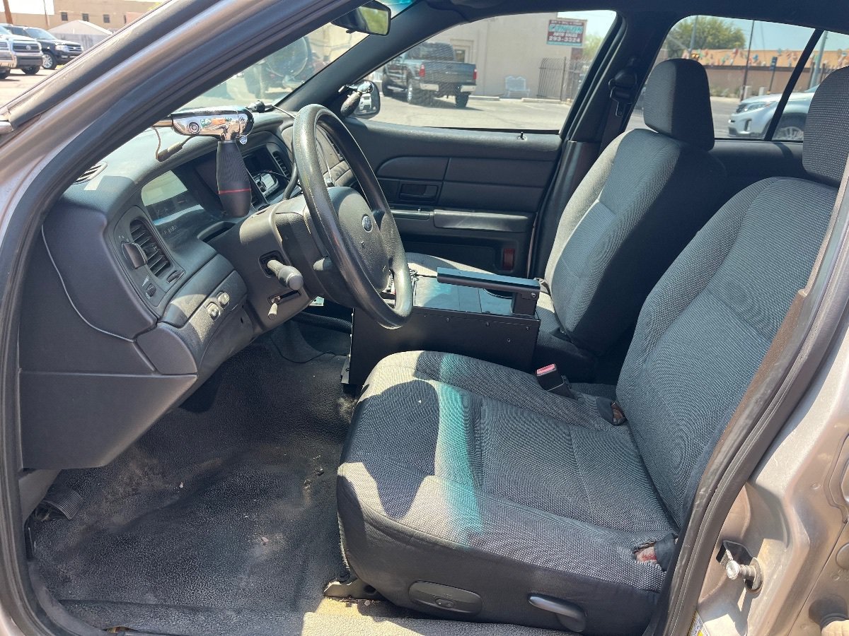 Used 2008 Ford Crown Victoria Police Interceptor RWD image 12