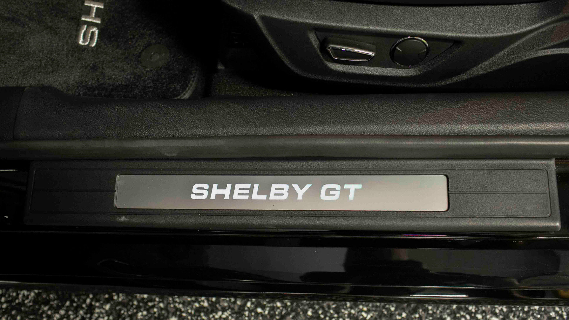 Used 2019 Ford Mustang GT Premium w/ GT Performance Package RWD image 77