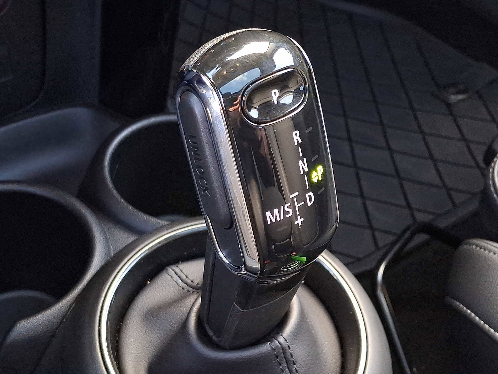 Used 2022 MINI Cooper S image 15