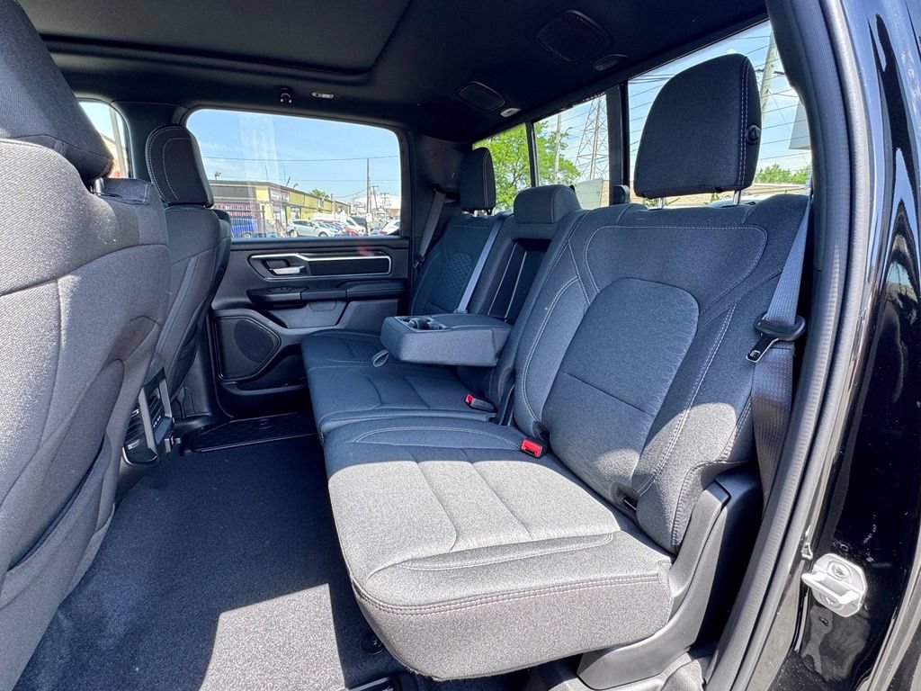New 2026 RAM 1500 4x4 Crew Cab image 16