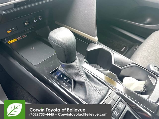 Used 2025 Toyota Camry LE image 24