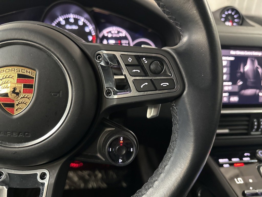 Used 2021 Porsche Cayenne Turbo image 30