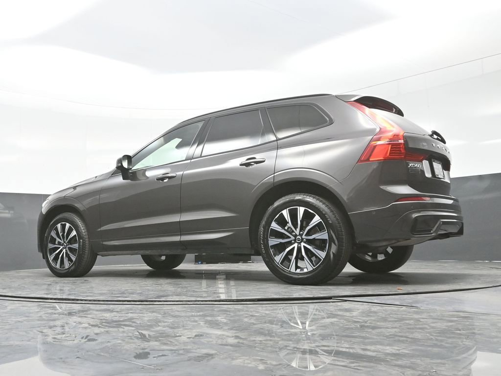 Used 2025 Volvo XC60 B5 Plus w/ Climate Package AWD/4WD image 30