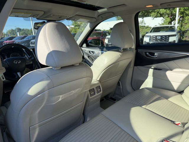 Used 2017 INFINITI Q50 Sport RWD image 23