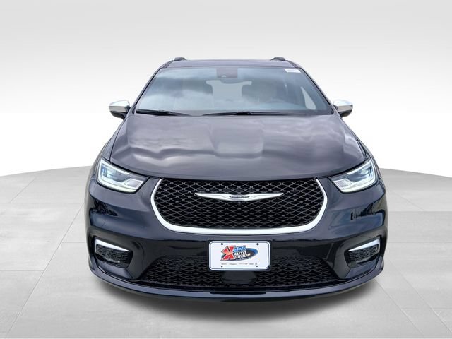 New 2026 Chrysler Pacifica Pinnacle AWD/4WD image 8