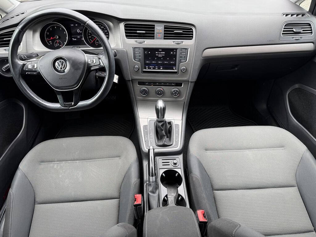 Used 2017 Volkswagen Golf S AWD/4WD image 14