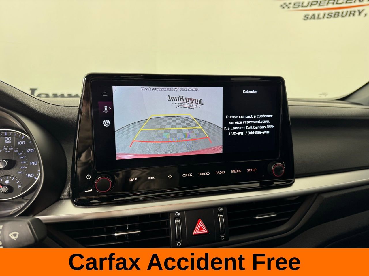 Used 2024 Kia Forte GT image 3