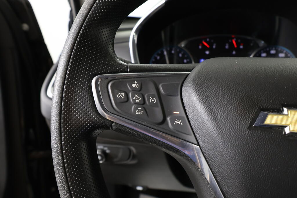 Used 2020 Chevrolet Equinox LT image 33