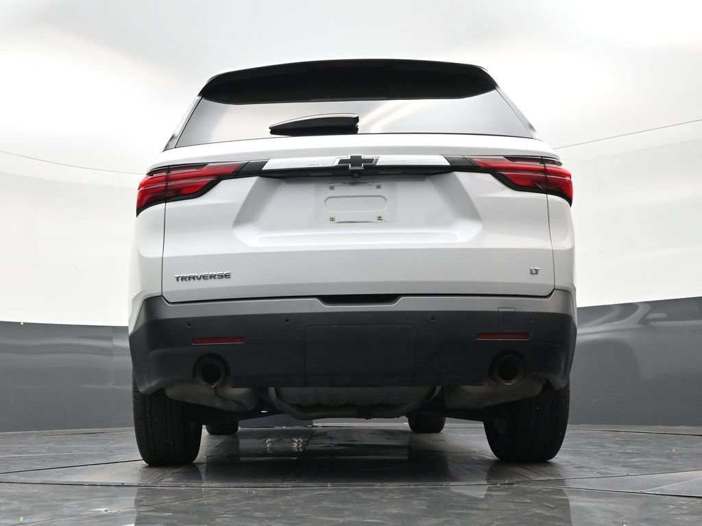 Used 2022 Chevrolet Traverse LT FWD image 23