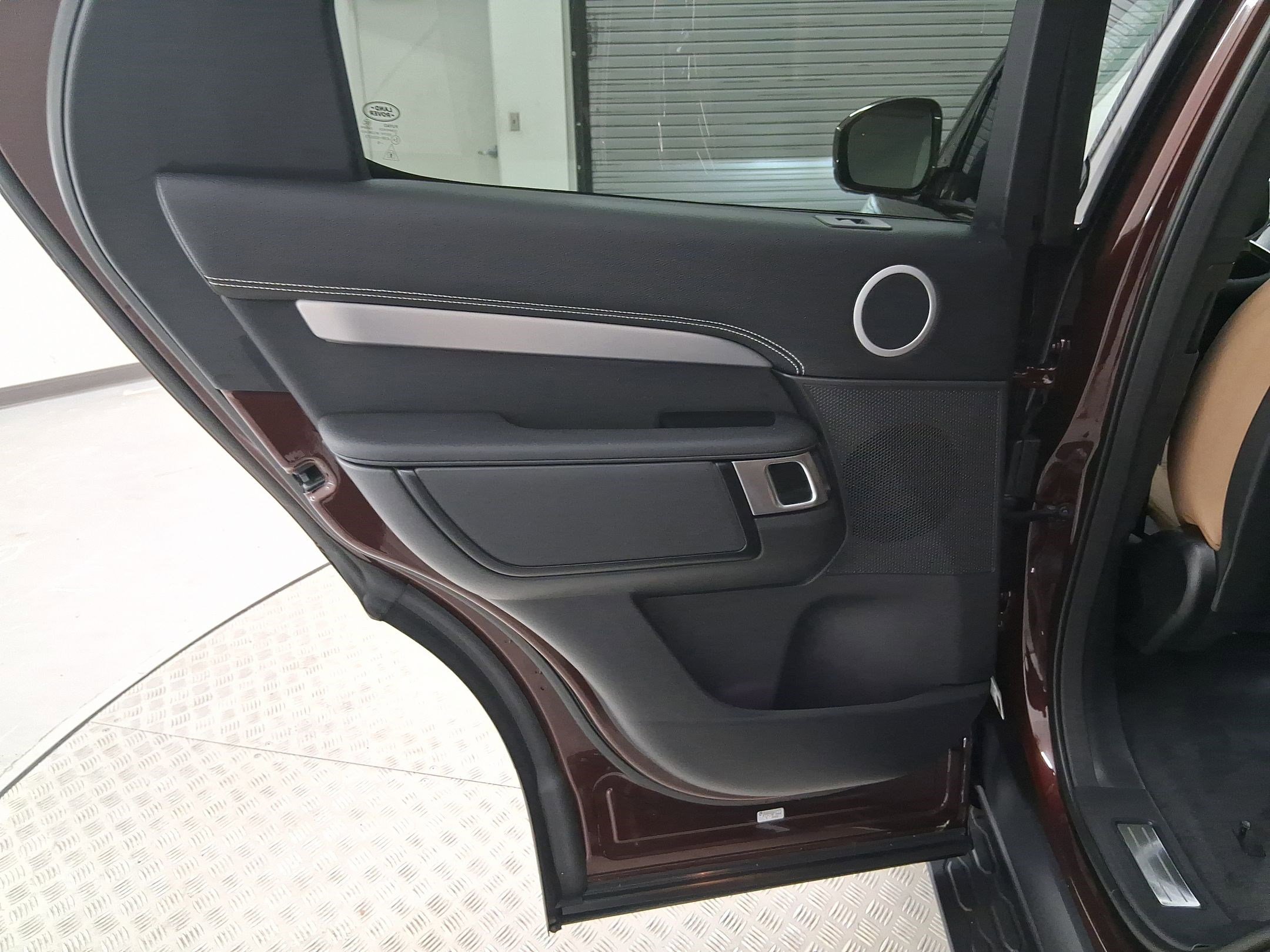 New 2026 Land Rover Discovery Limited Edition image 28