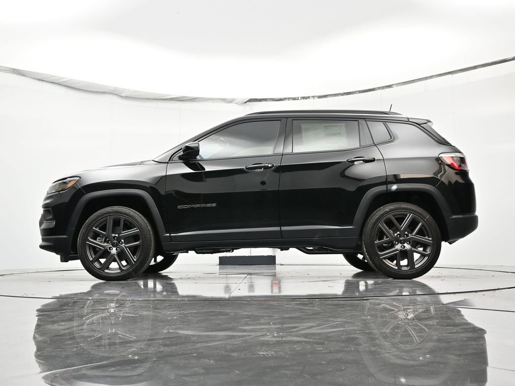 New 2026 Jeep Compass Latitude image 44