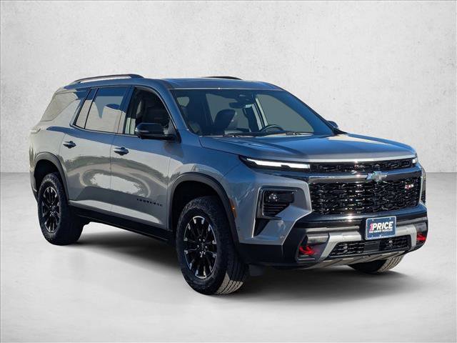 Certified 2025 Chevrolet Traverse Z71 w/ Enhanced Driving Package image 3