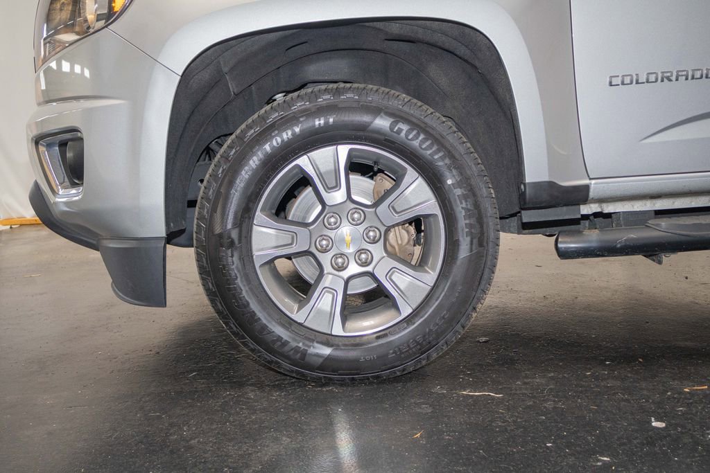 Used 2019 Chevrolet Colorado Z71 AWD/4WD image 10