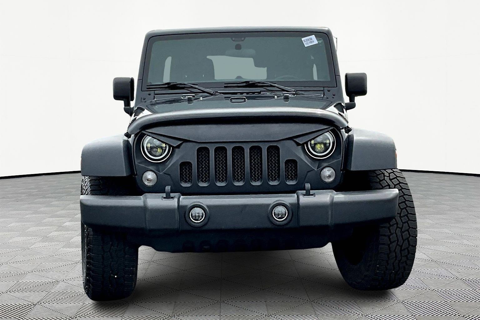 Used 2018 Jeep Wrangler Unlimited Sport w/ Connectivity Group image 2