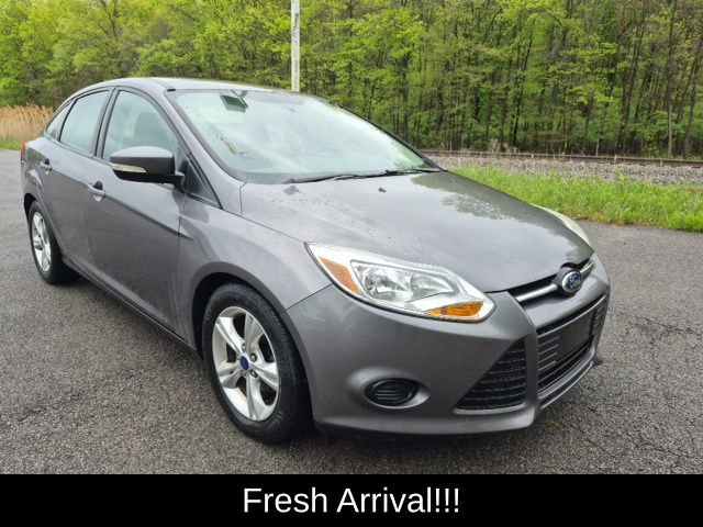 Used 2014 Ford Focus SE FWD image 2