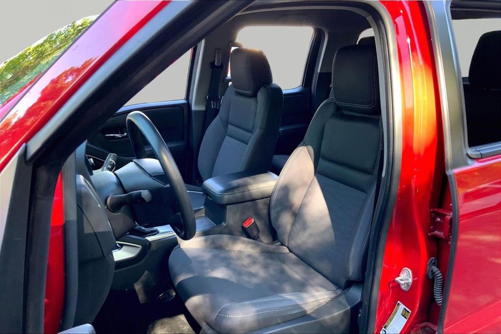 Used 2022 Nissan Frontier SV w/ Technology Package AWD/4WD image 15