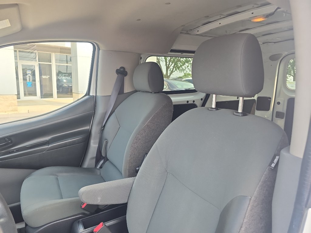 Used 2015 Chevrolet City Express LS FWD image 13
