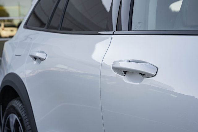 New 2026 Volvo V60 B5 Cross Country Plus w/ Protection Package Premier image 16
