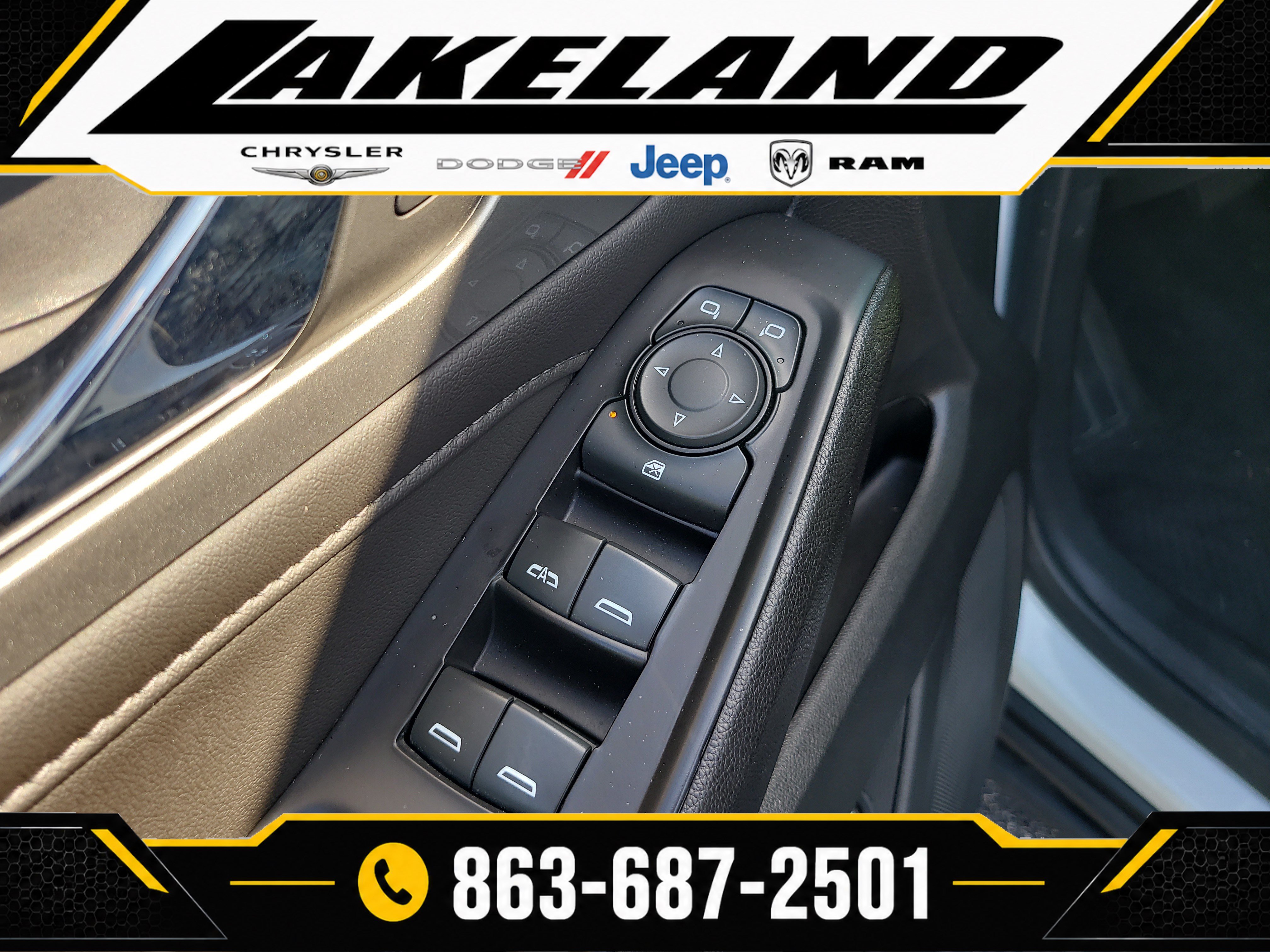Used 2023 Chevrolet Traverse LT AWD/4WD image 16