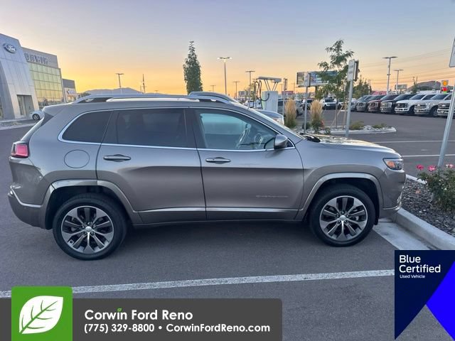 Used 2019 Jeep Cherokee Overland w/ Technology Group AWD/4WD image 11