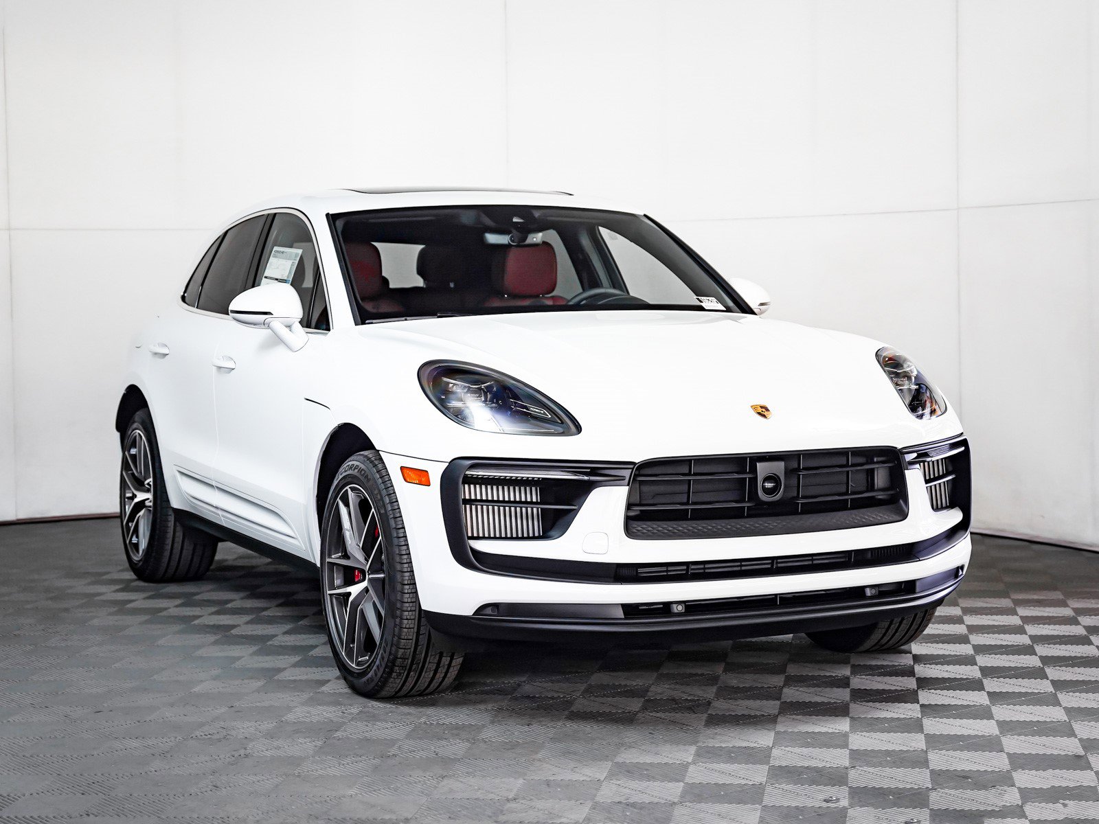 New 2026 Porsche Macan S image 8