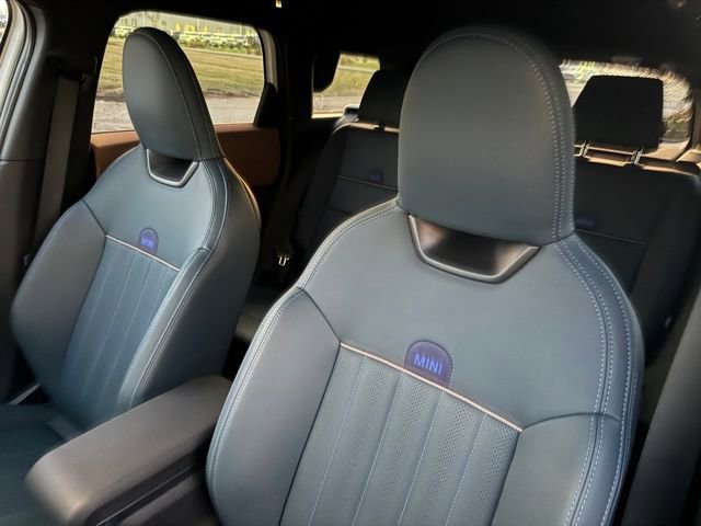 Used 2025 MINI Cooper Countryman S w/ Comfort Package Max image 18